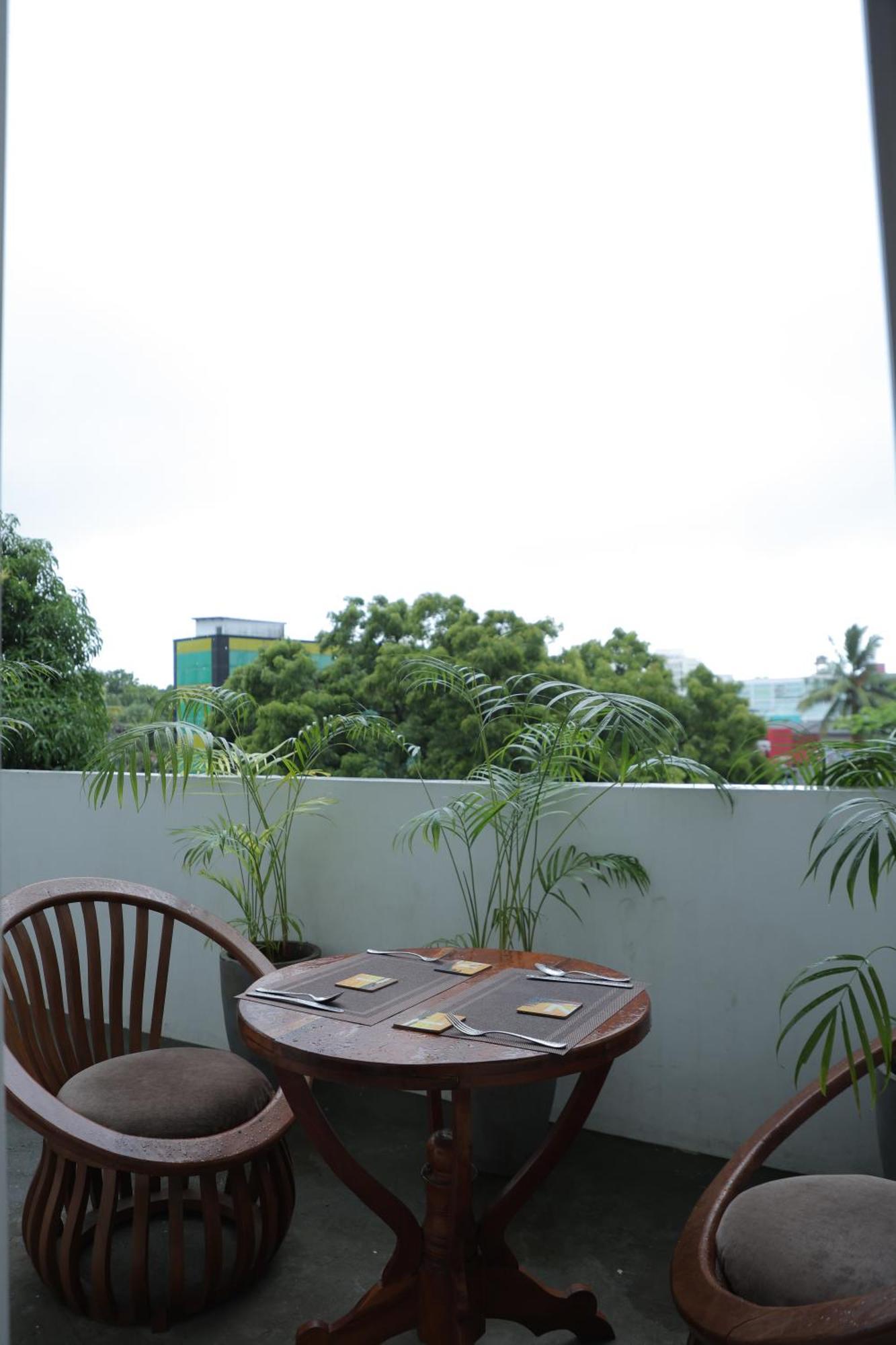 Pearl Island Inn Jaffna Eksteriør billede